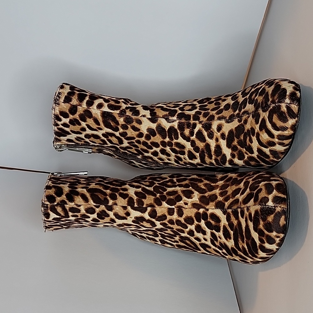 SOLD   Charles David Calf Hair Leopard Ankle Boot Sz 10
